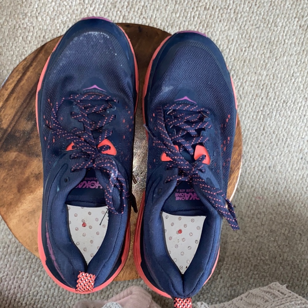 hoka tennis shoes